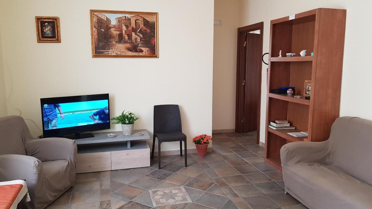 Casa Vacanze Villa Tropia Camastra Eksteriør bilde