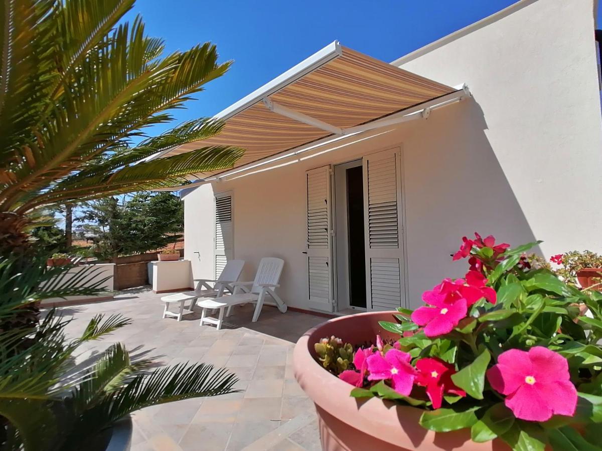 Casa Vacanze Villa Tropia Camastra Eksteriør bilde