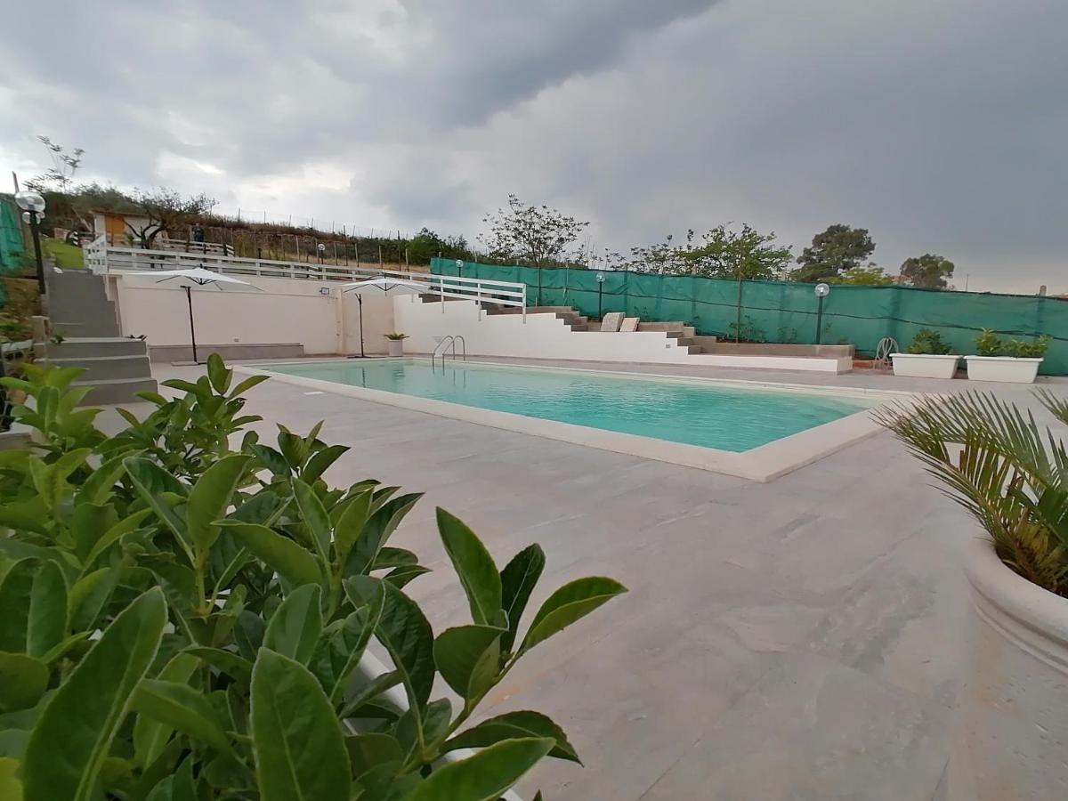Casa Vacanze Villa Tropia Camastra Eksteriør bilde